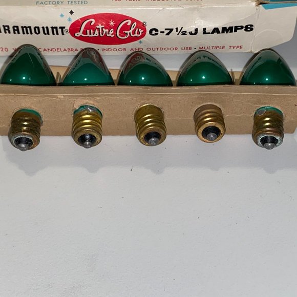 Paramount Lustre Glo Replacement Christmas Light Bulbs C 7 1/2" - Picture 5 of 6